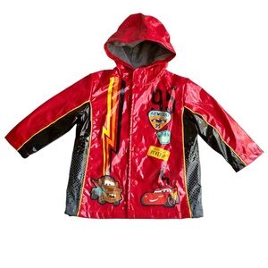 Disney Pixar Cars Lightning McQueen Size 2 Raincoat